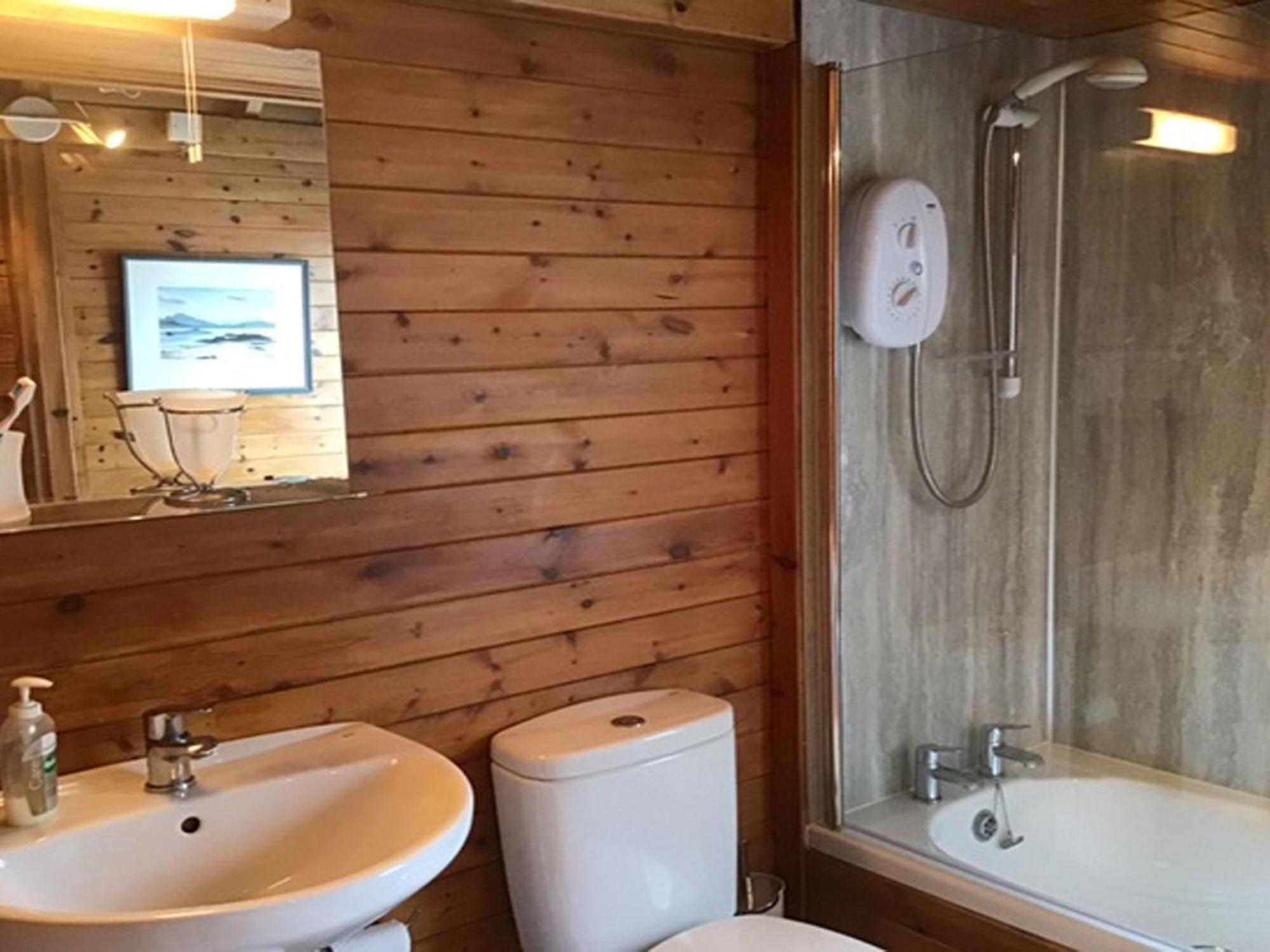 Chalet Mackinnon By Interhome Ord ภายนอก รูปภาพ